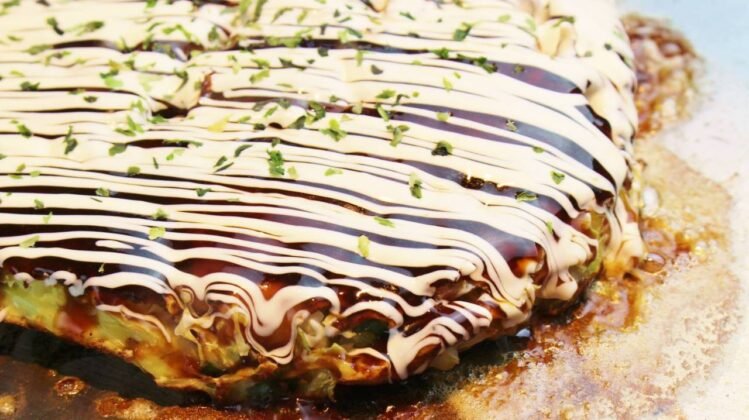 Ultimate Guide to Okonomiyaki + Easy Okonomiyaki recipe - Osaka.com